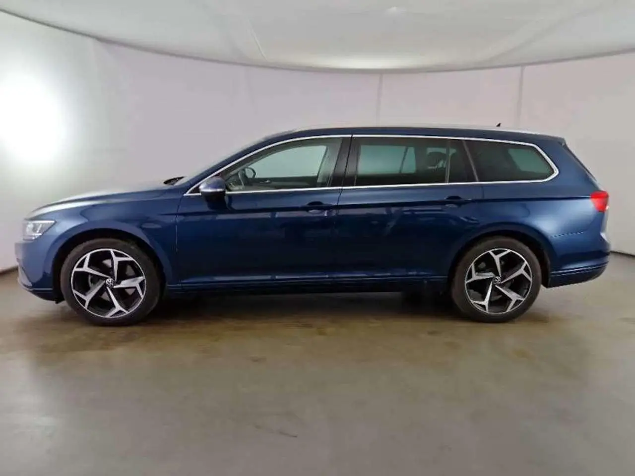 Photo 1 : Volkswagen Passat 2022 Diesel