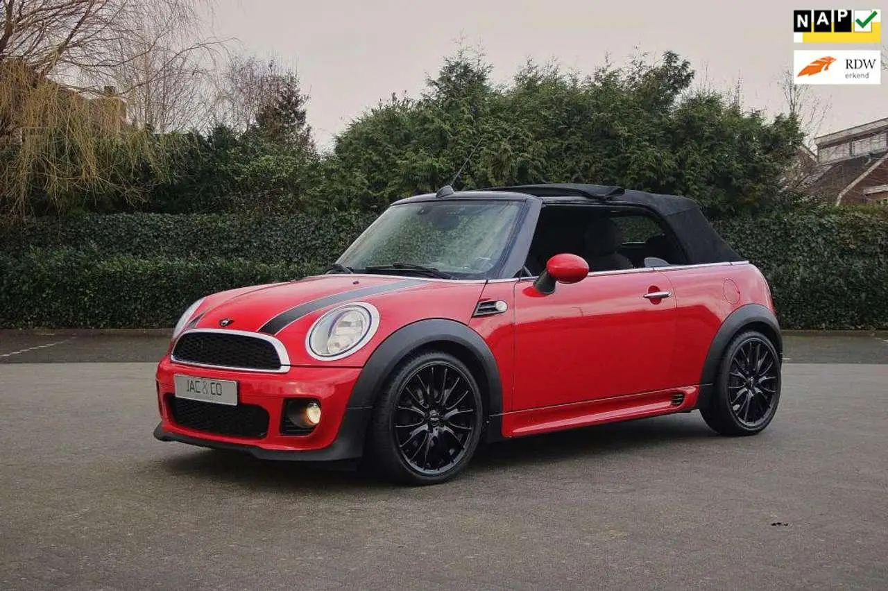 Photo 1 : Mini John Cooper Works 2015 Essence