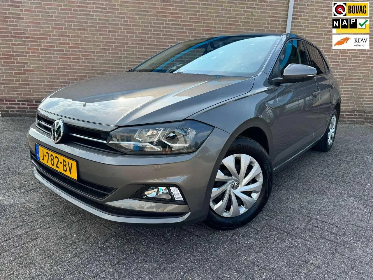 Photo 1 : Volkswagen Polo 2020 Petrol