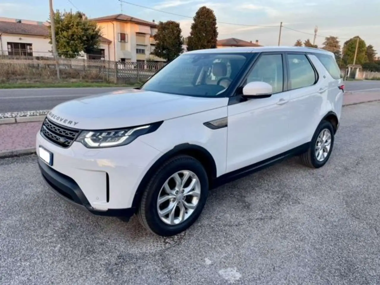 Photo 1 : Land Rover Discovery 2019 Diesel