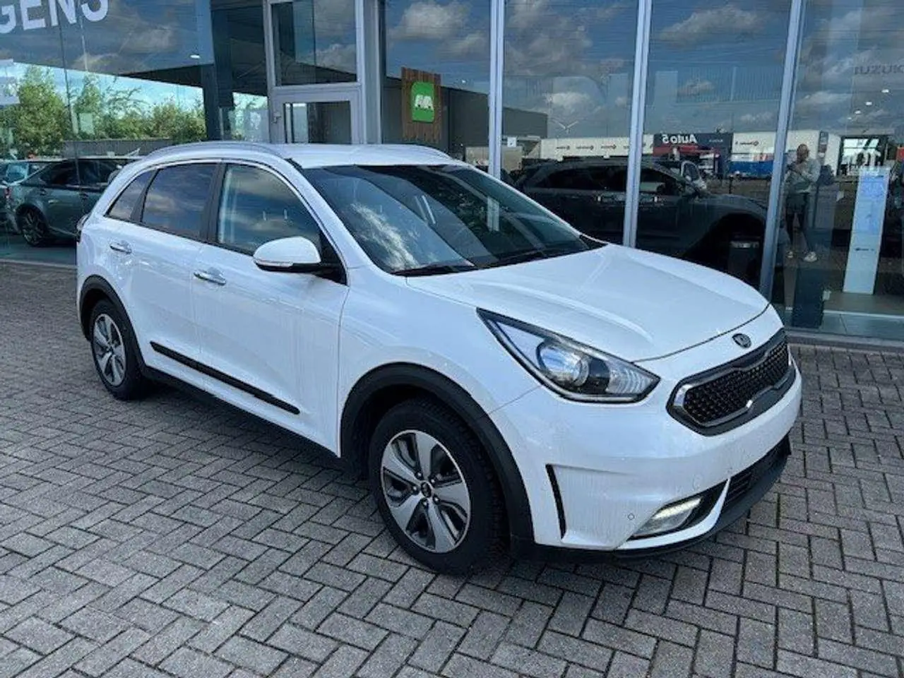 Photo 1 : Kia Niro 2019 Essence