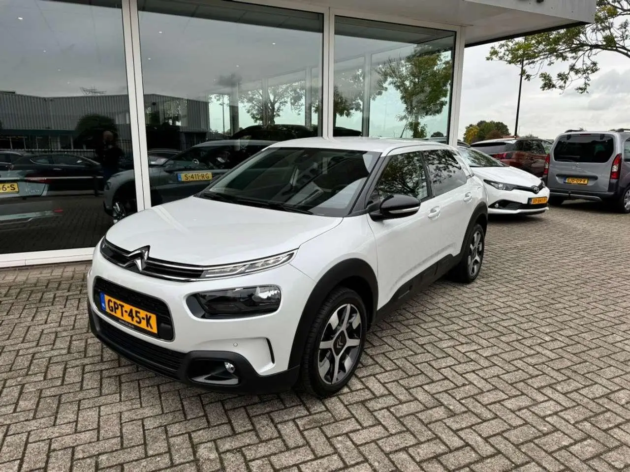 Photo 1 : Citroen C4 2019 Essence