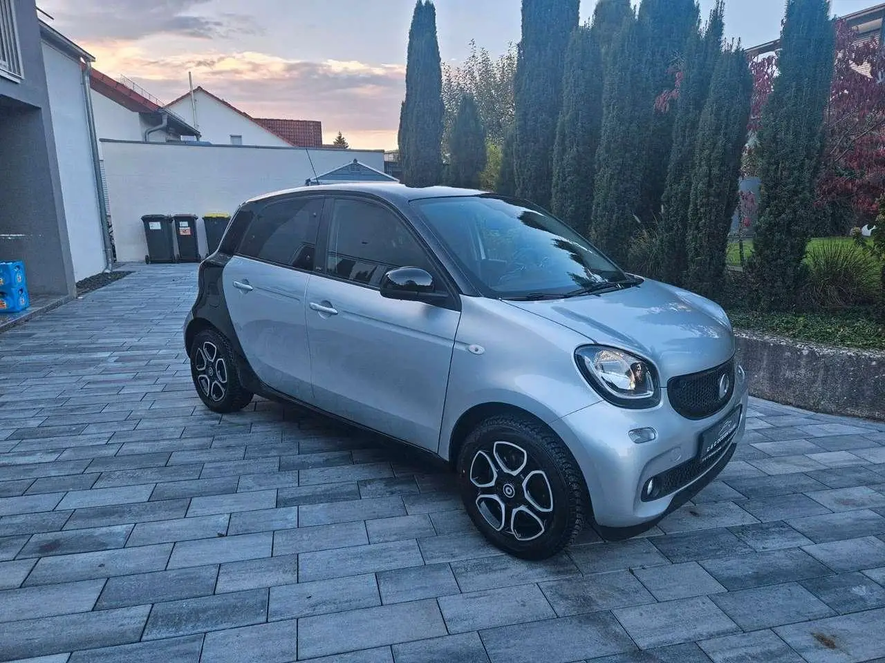 Photo 1 : Smart Forfour 2019 Petrol