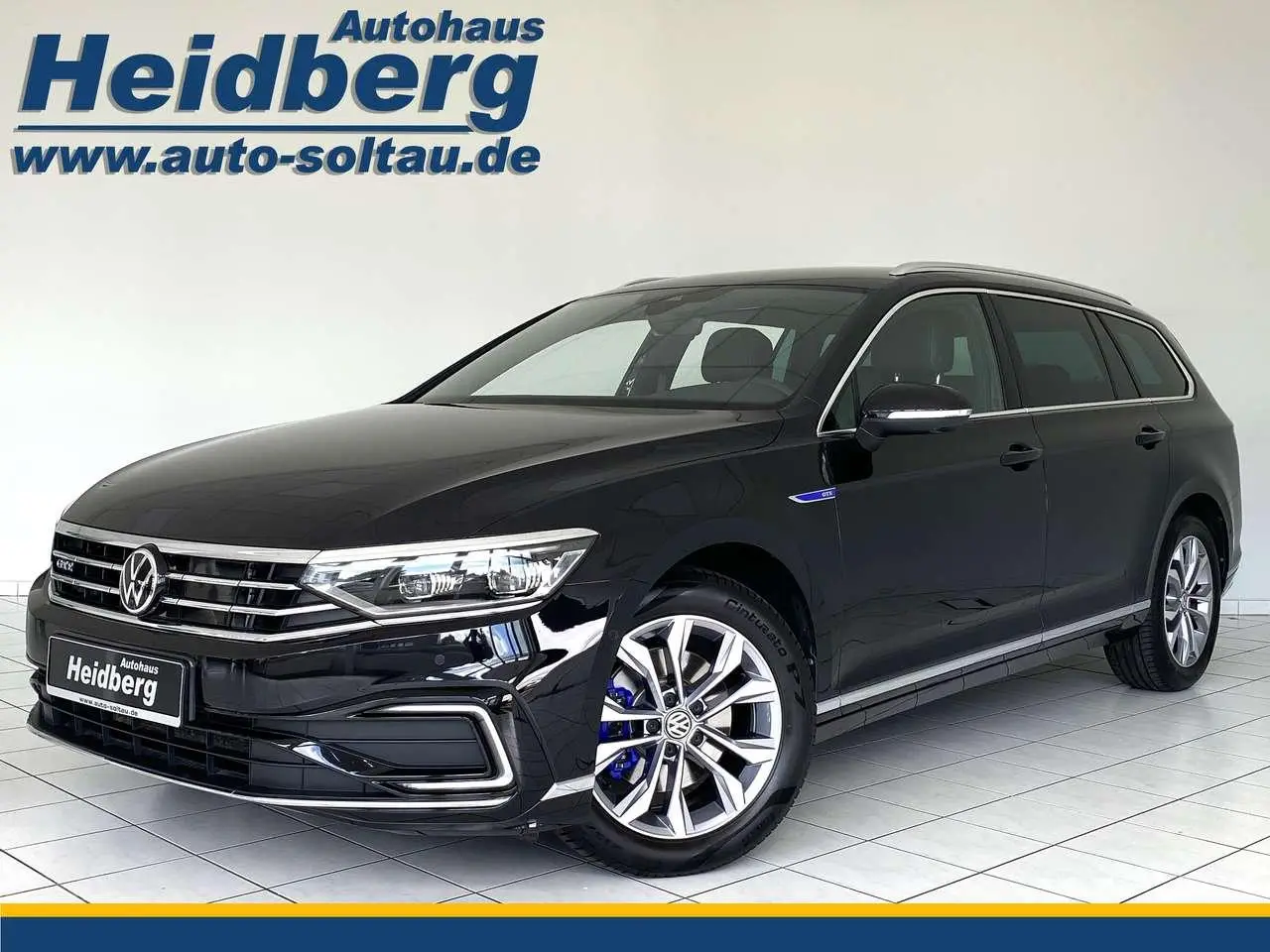 Photo 1 : Volkswagen Passat 2020 Hybride