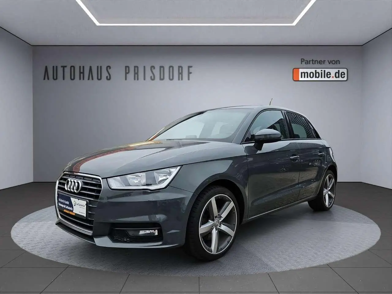 Photo 1 : Audi A1 2017 Petrol