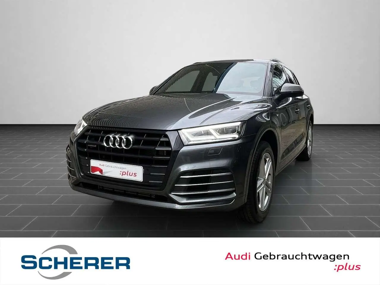 Photo 1 : Audi Q5 2020 Hybride