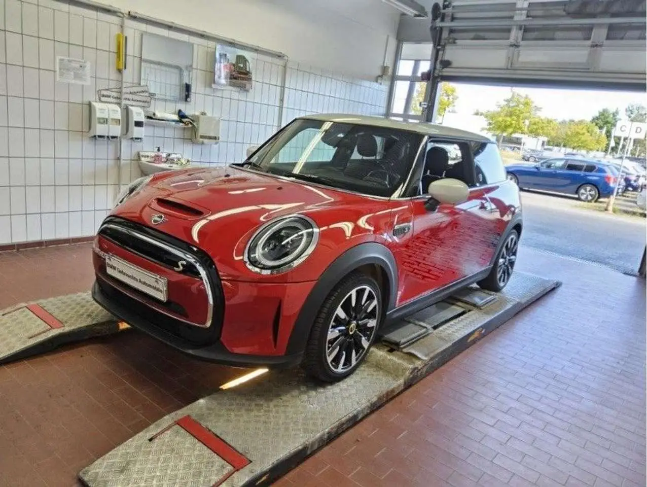 Photo 1 : Mini Cooper 2021 Électrique