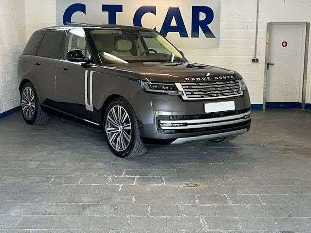 Photo 1 : Land Rover Range Rover 2024 Hybride