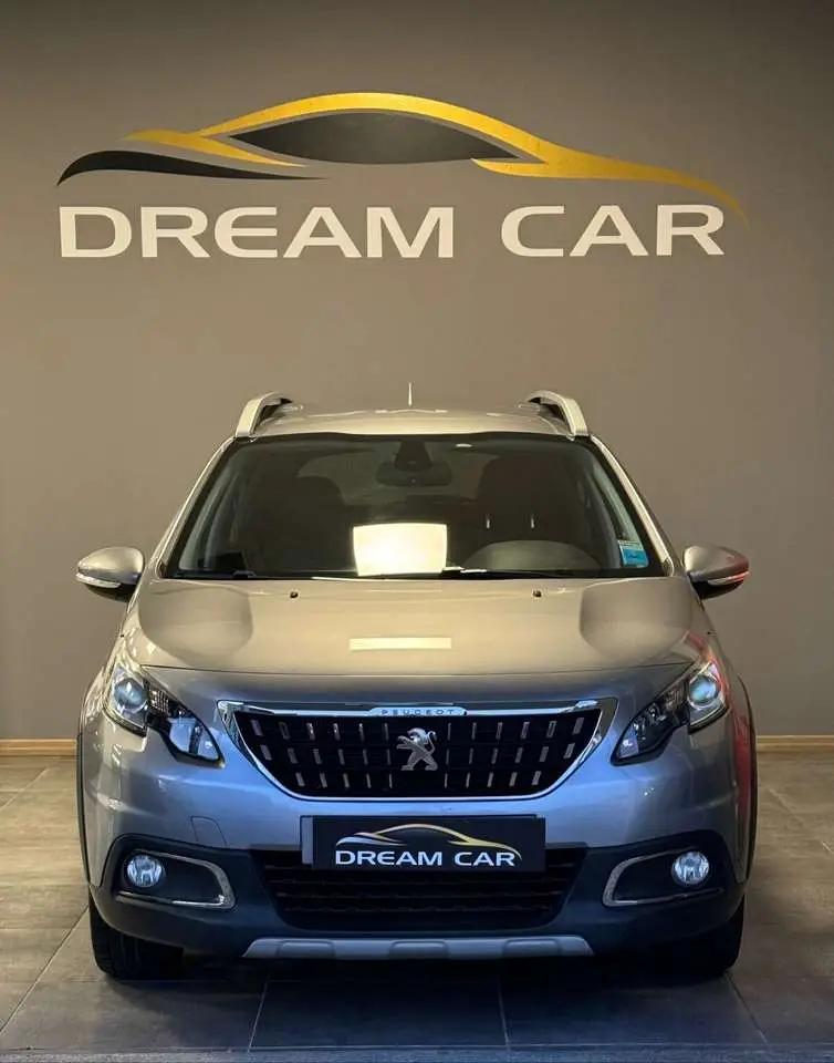 Photo 1 : Peugeot 2008 2016 Petrol