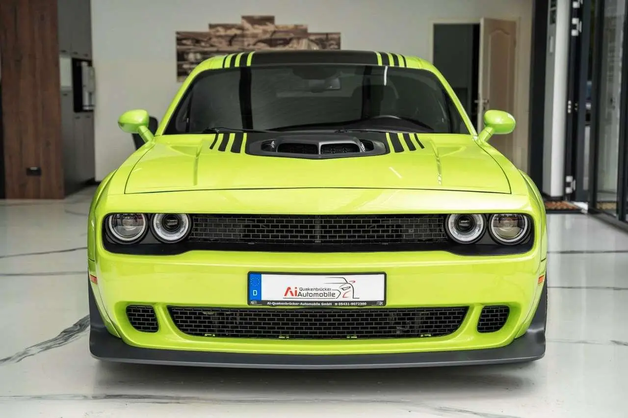 Photo 1 : Dodge Challenger 2020 Petrol