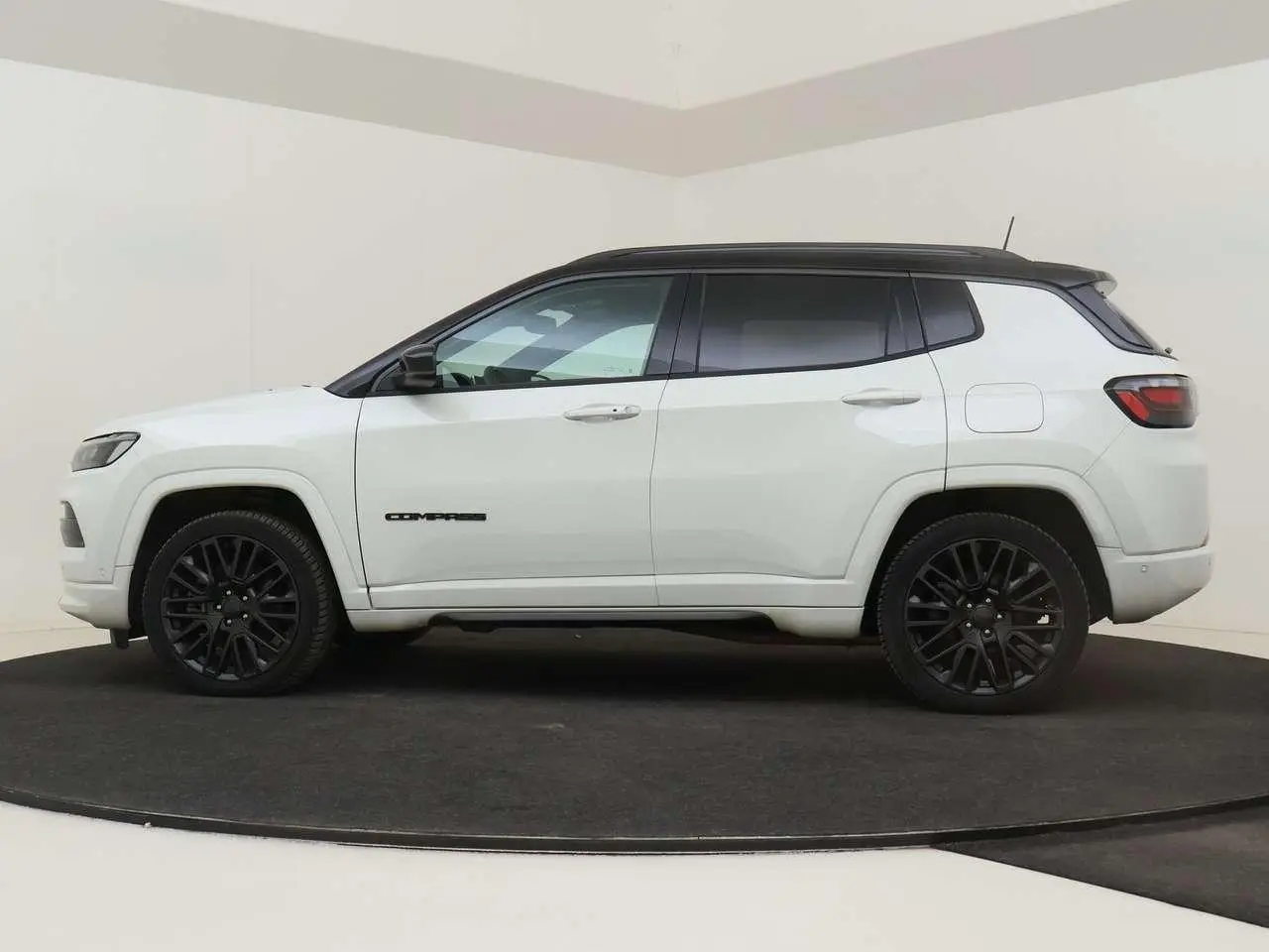 Photo 1 : Jeep Compass 2022 Hybride