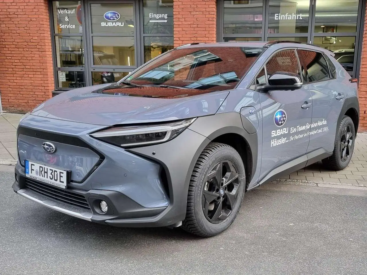 Photo 1 : Subaru Solterra 2022 Électrique