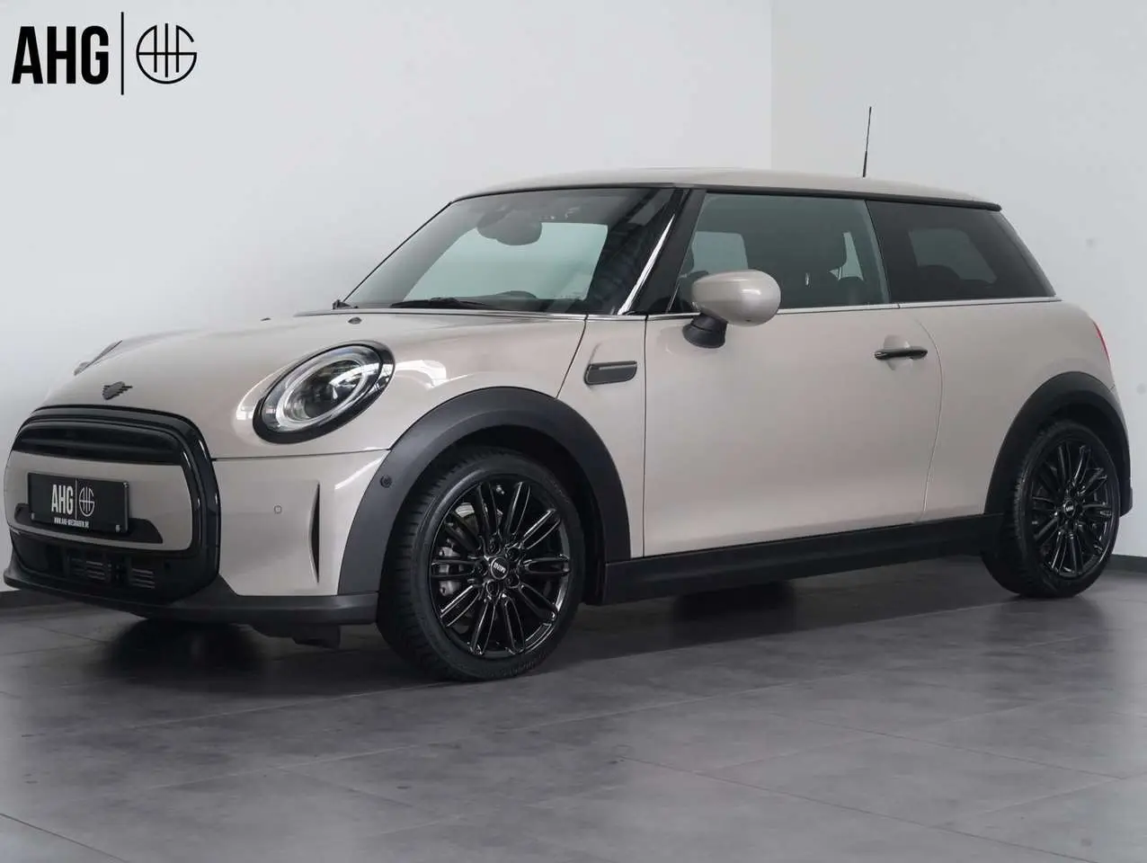 Photo 1 : Mini Cooper 2023 Petrol