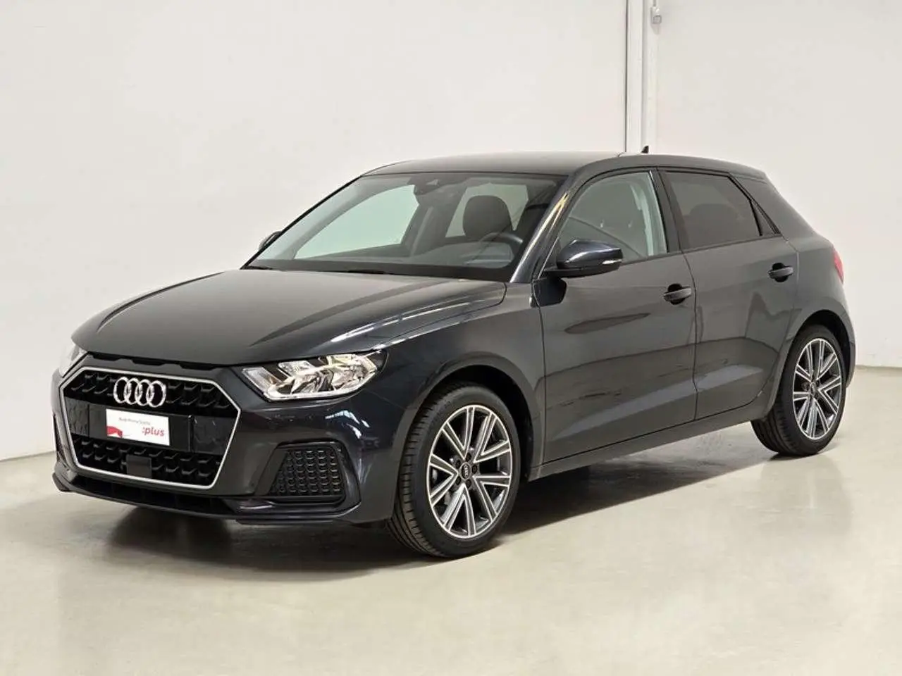 Photo 1 : Audi A1 2023 Essence