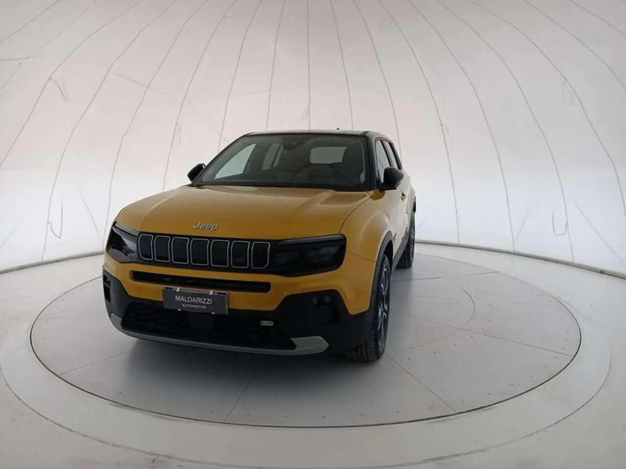 Photo 1 : Jeep Avenger 2023 Électrique