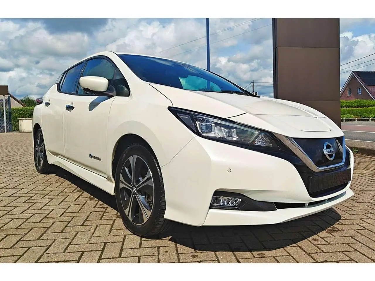 Photo 1 : Nissan Leaf 2020 Electric