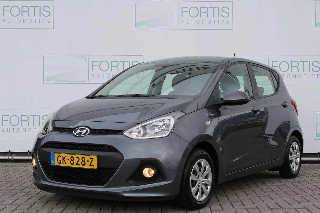 Photo 1 : Hyundai I10 2015 Essence