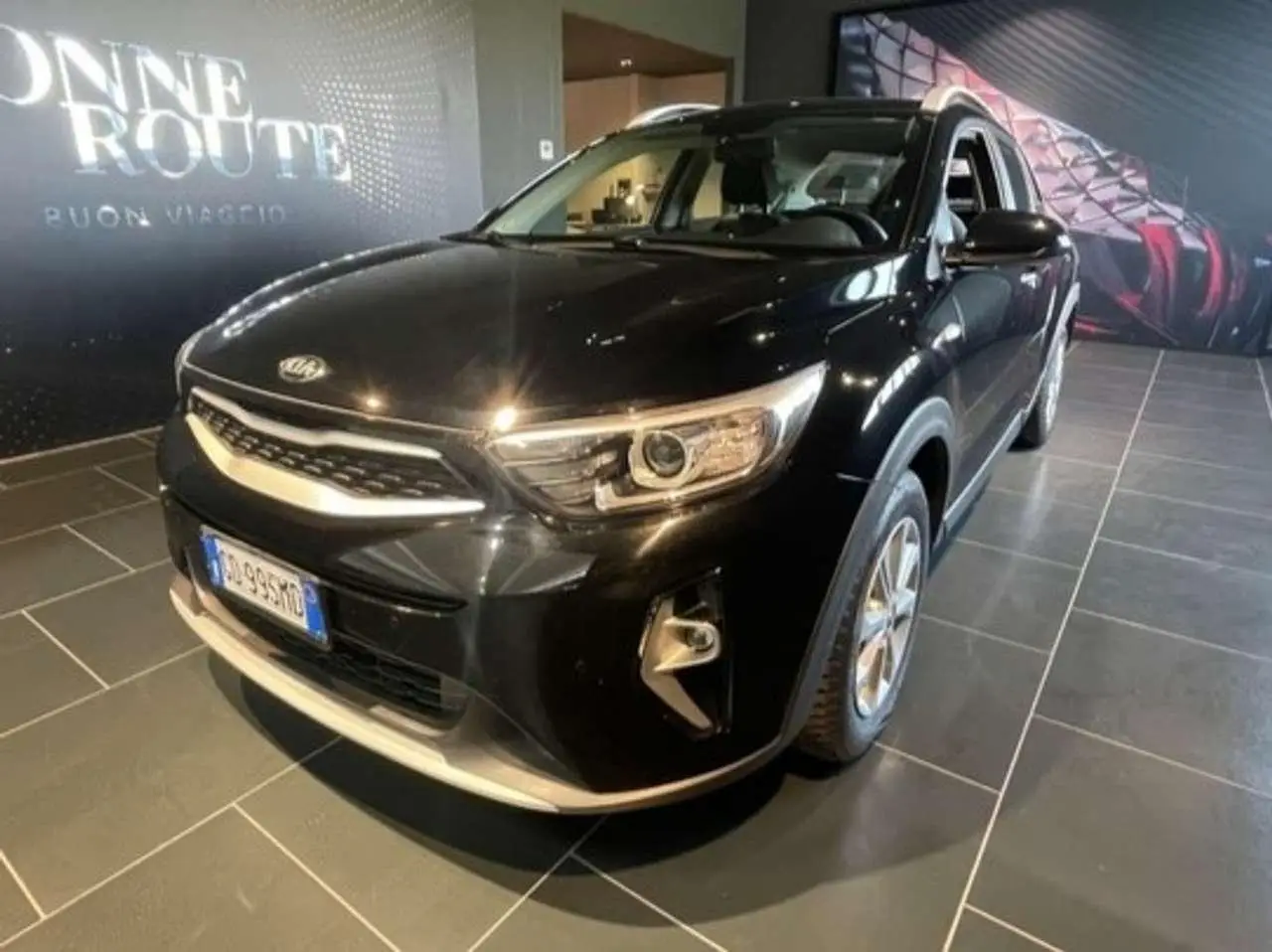 Photo 1 : Kia Stonic 2021 LPG