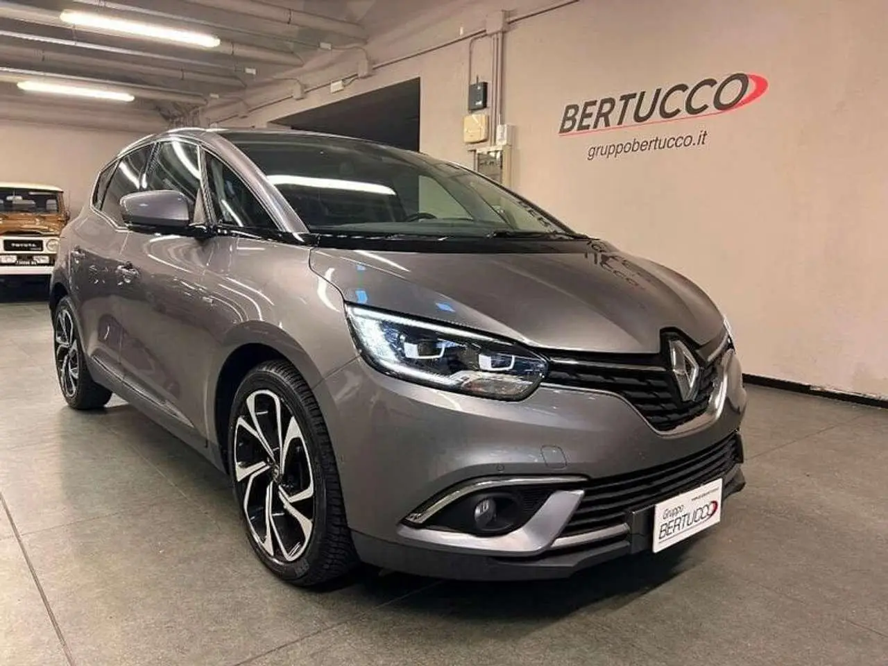 Photo 1 : Renault Scenic 2018 Diesel