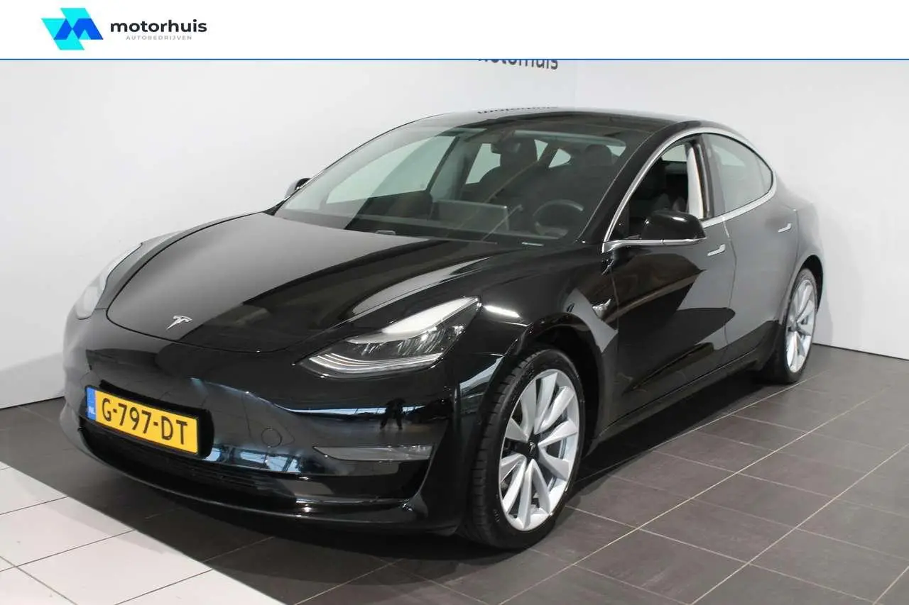 Photo 1 : Tesla Model 3 2019 Electric