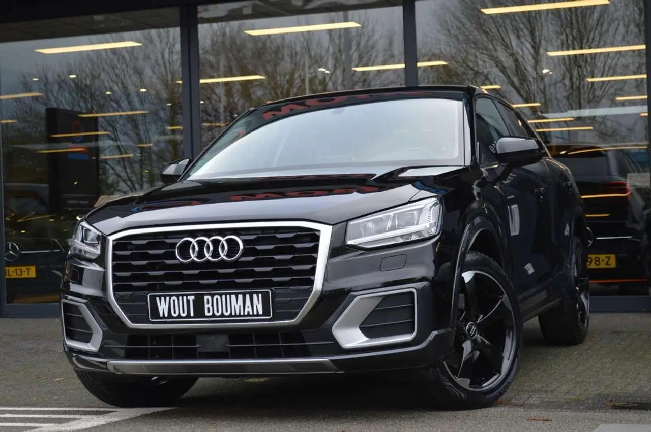 Photo 1 : Audi Q2 2019 Essence