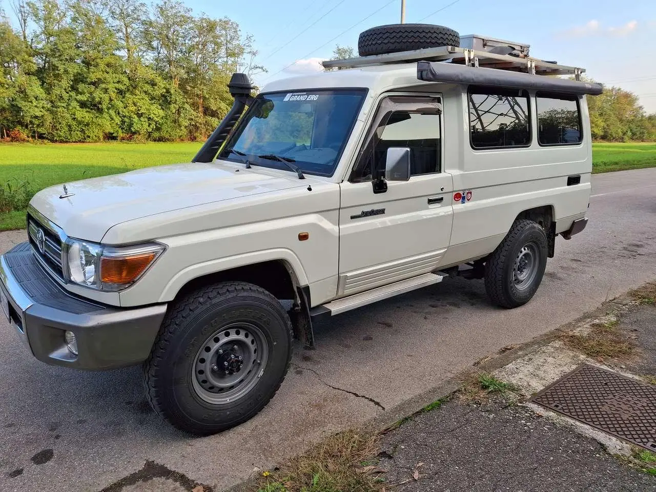 Photo 1 : Toyota Land Cruiser 2022 Petrol