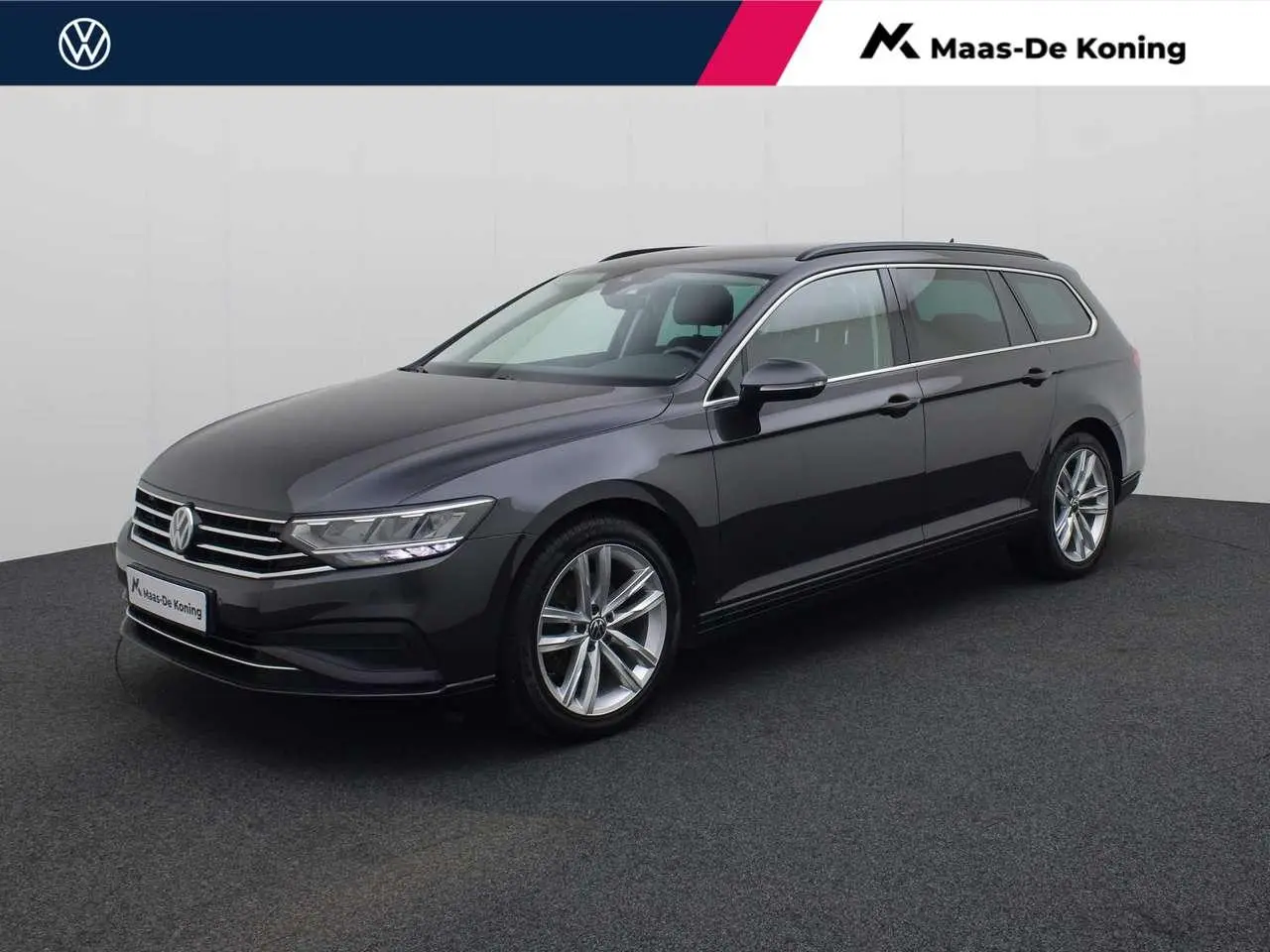 Photo 1 : Volkswagen Passat 2020 Petrol