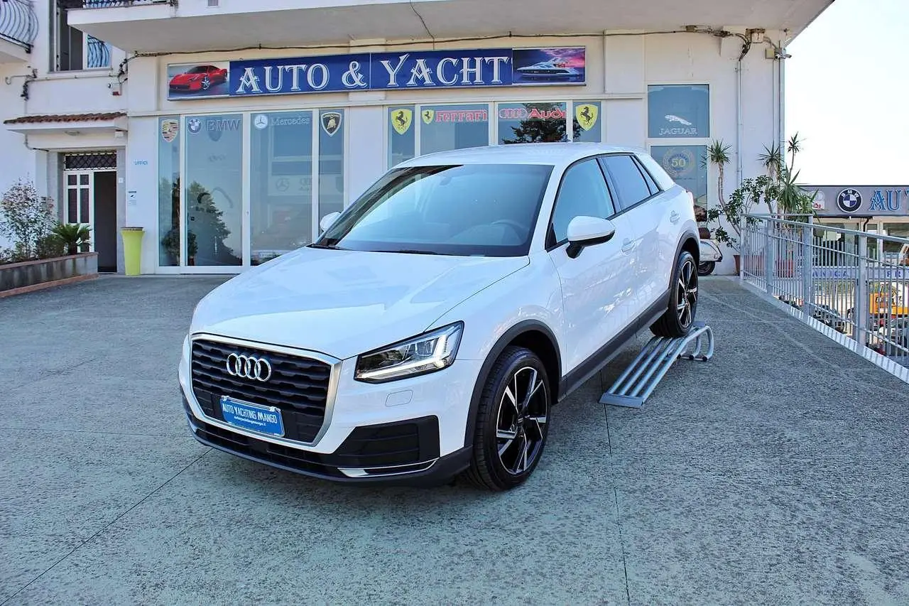 Photo 1 : Audi Q2 2020 Diesel