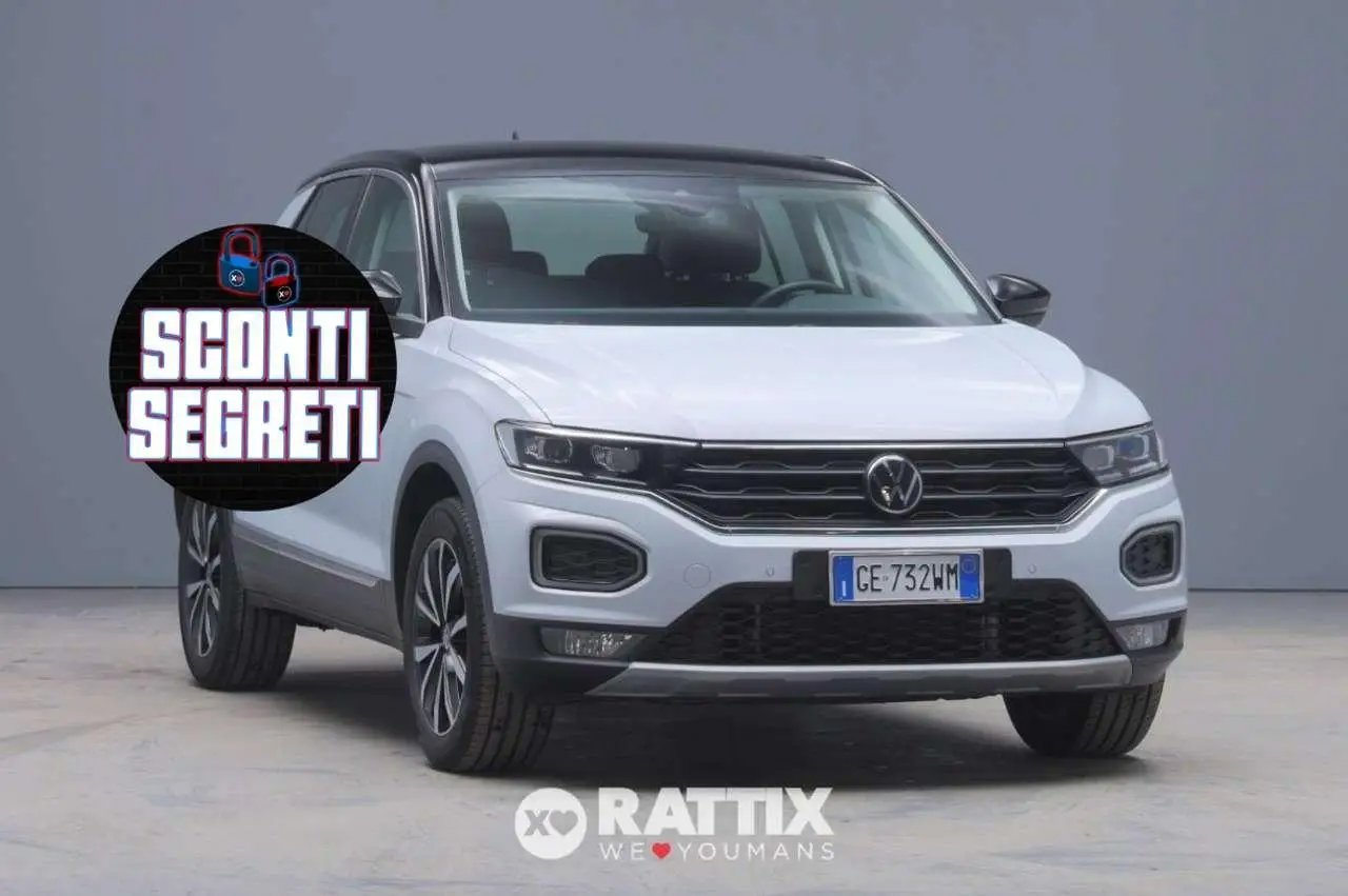 Photo 1 : Volkswagen T-roc 2021 Essence