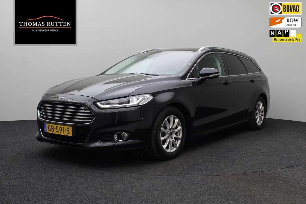 Photo 1 : Ford Mondeo 2015 Essence