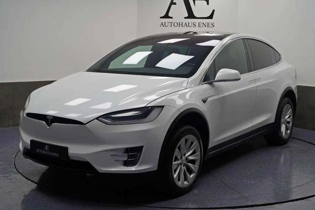 Photo 1 : Tesla Model X 2018 Électrique