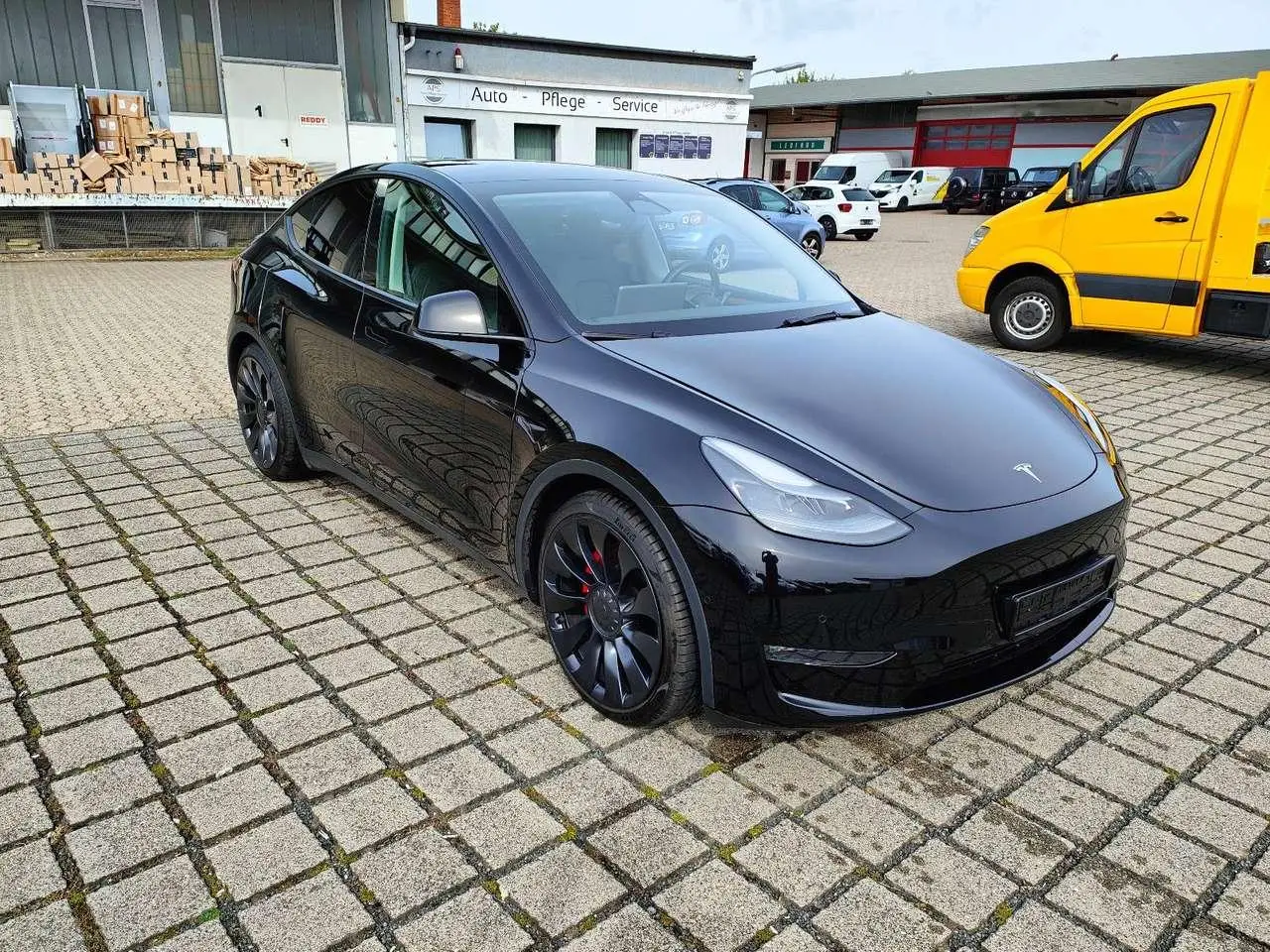 Photo 1 : Tesla Model Y 2022 Électrique