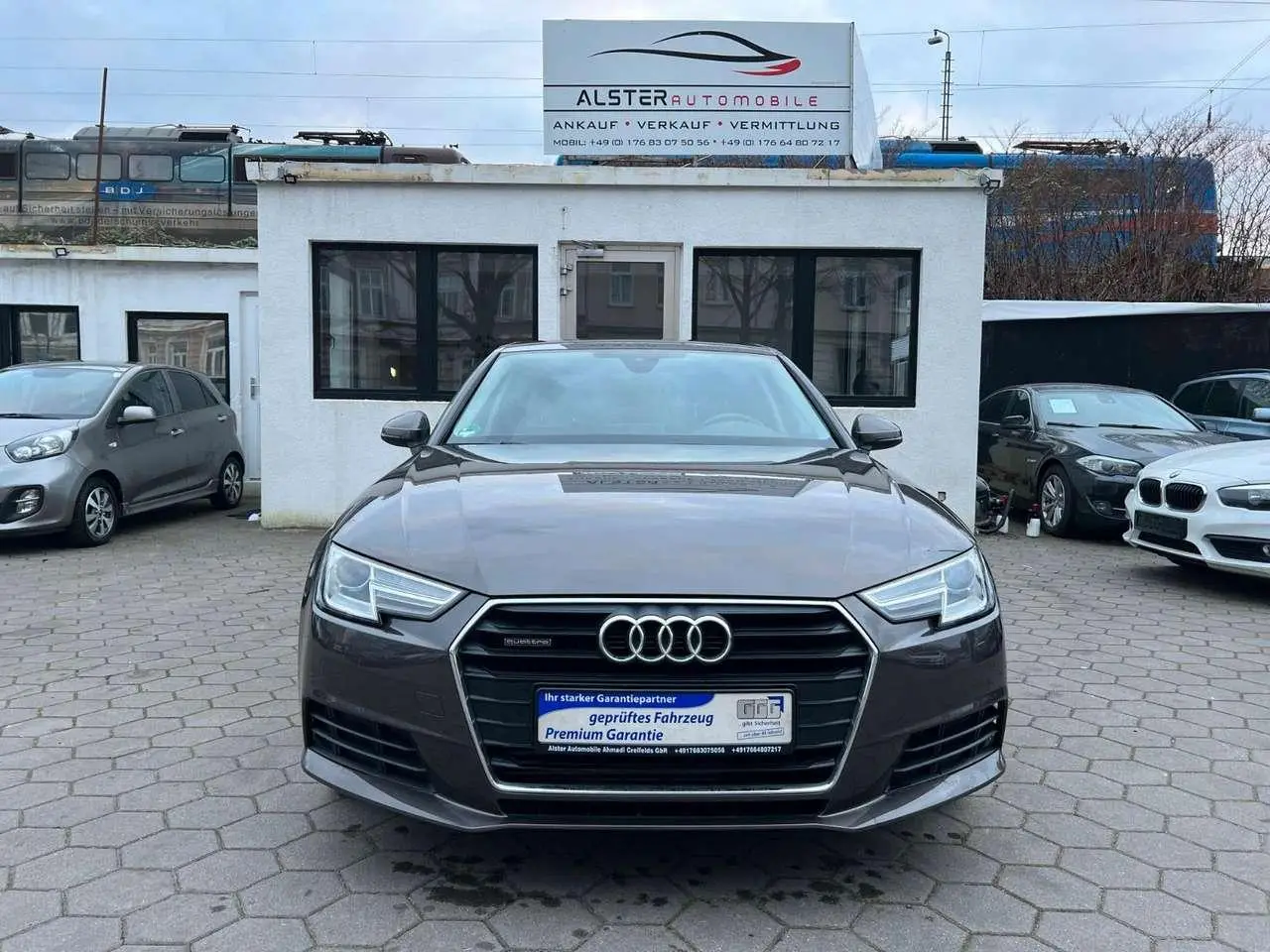 Photo 1 : Audi A4 2016 Petrol