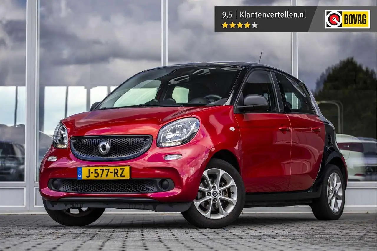 Photo 1 : Smart Forfour 2019 Petrol