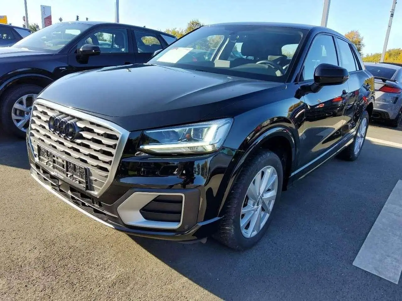 Photo 1 : Audi Q2 2019 Petrol