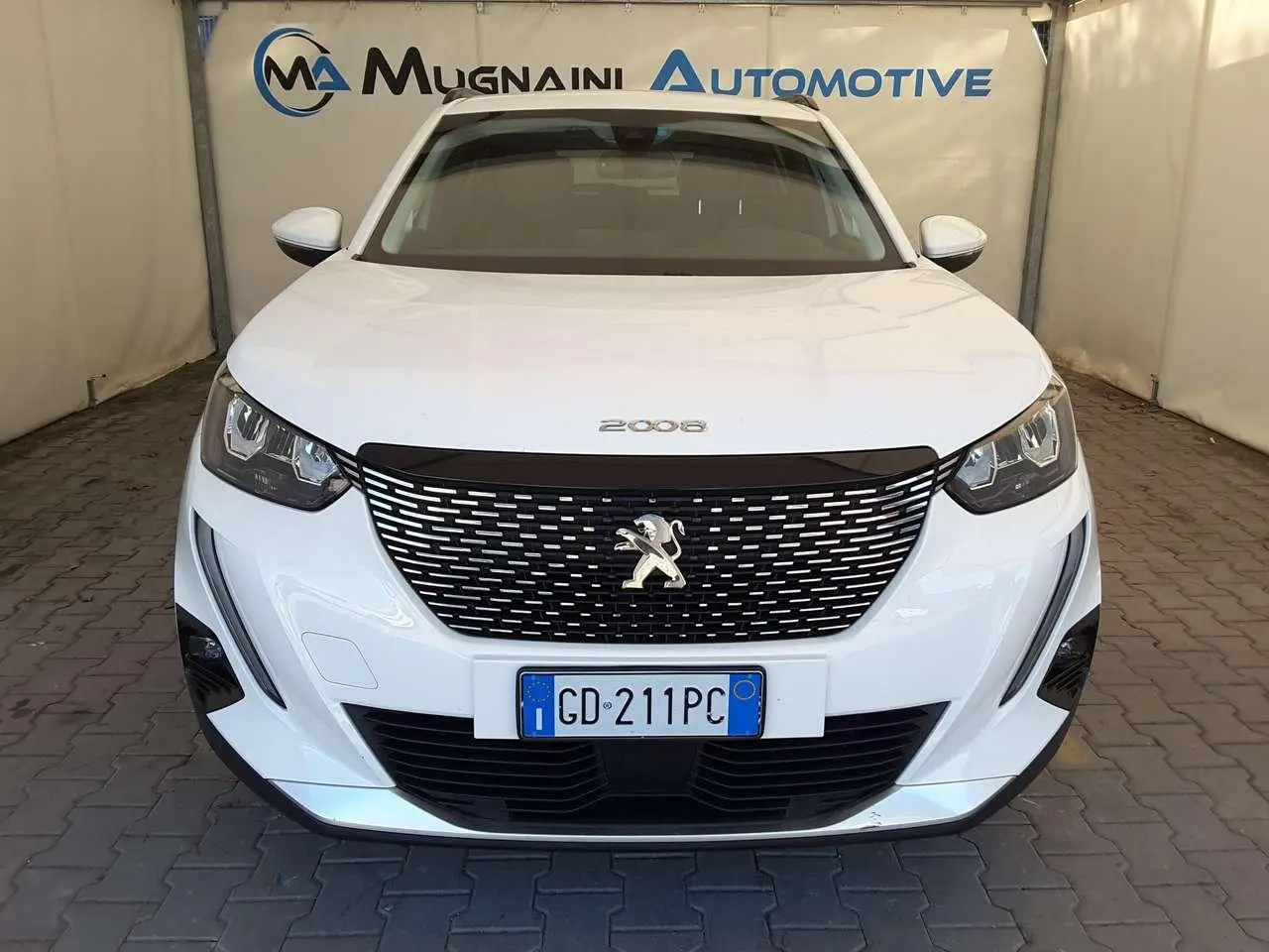 Photo 1 : Peugeot 2008 2021 Petrol