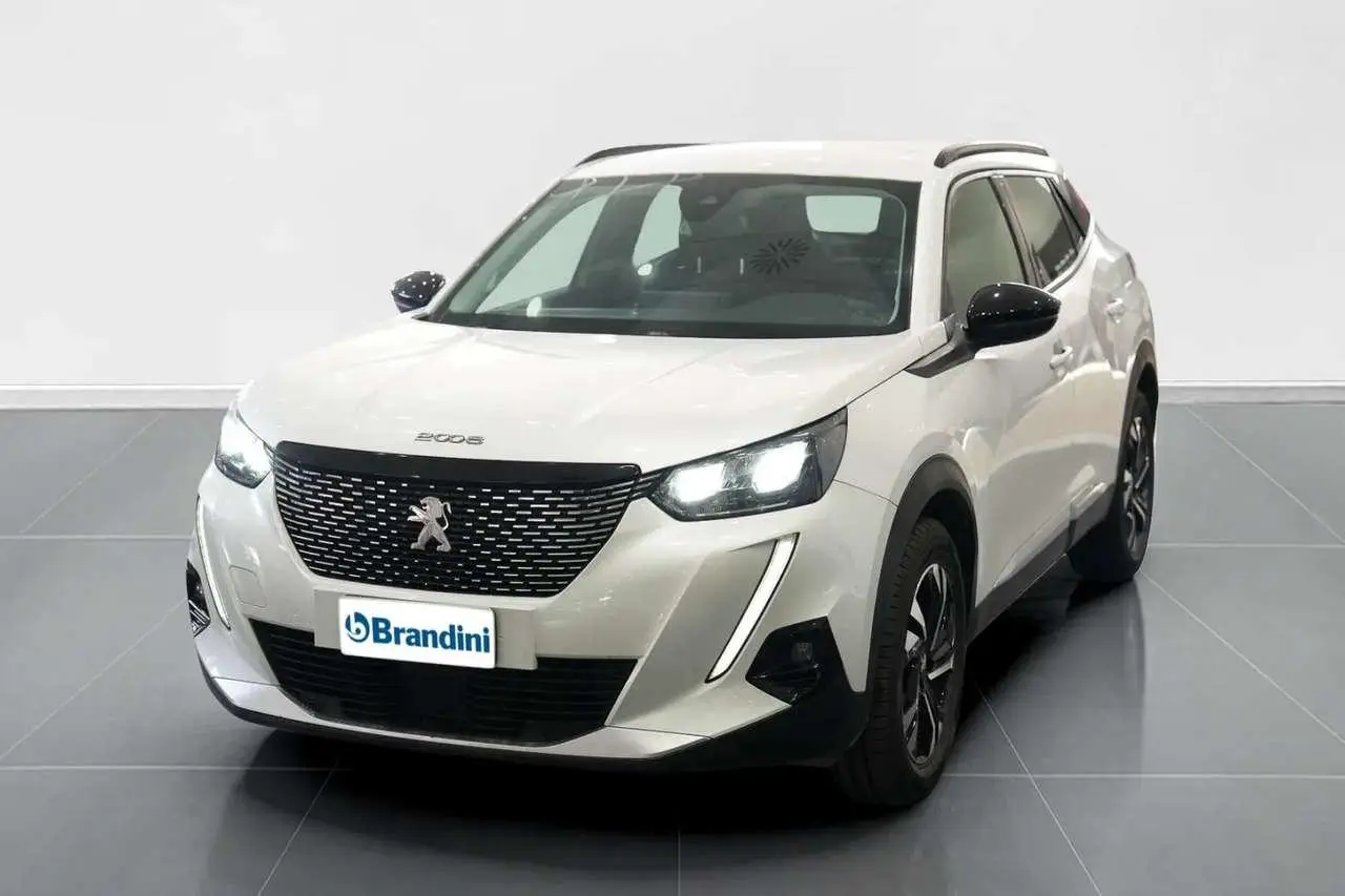 Photo 1 : Peugeot 2008 2022 Petrol