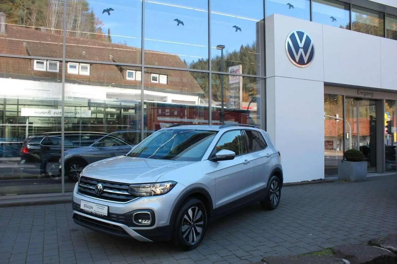 Photo 1 : Volkswagen T-cross 2024 Essence