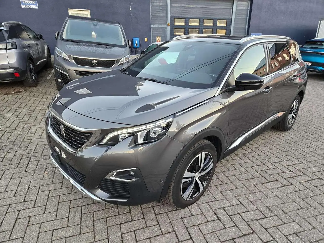 Photo 1 : Peugeot 5008 2019 Petrol