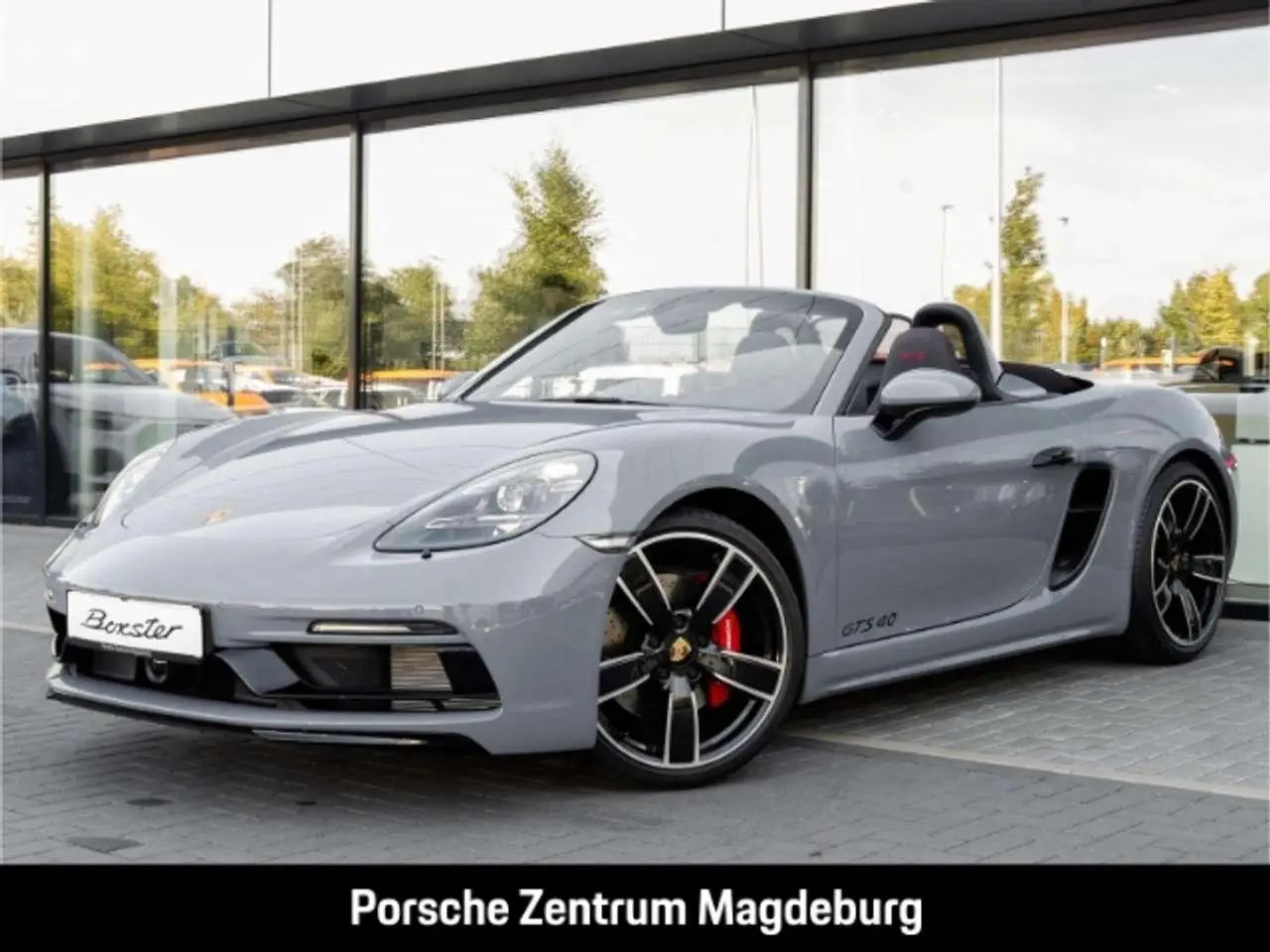 Photo 1 : Porsche Boxster 2024 Essence