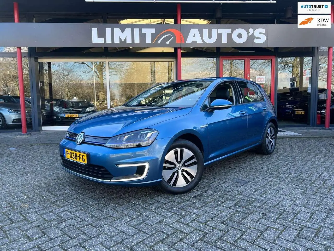 Photo 1 : Volkswagen Golf 2015 Electric