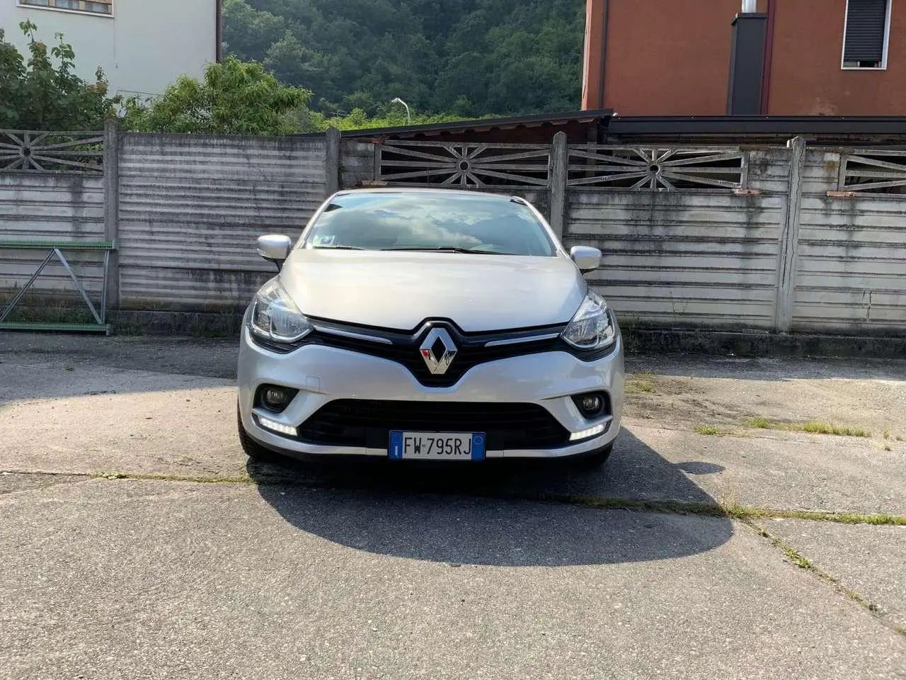 Photo 1 : Renault Clio 2019 Petrol