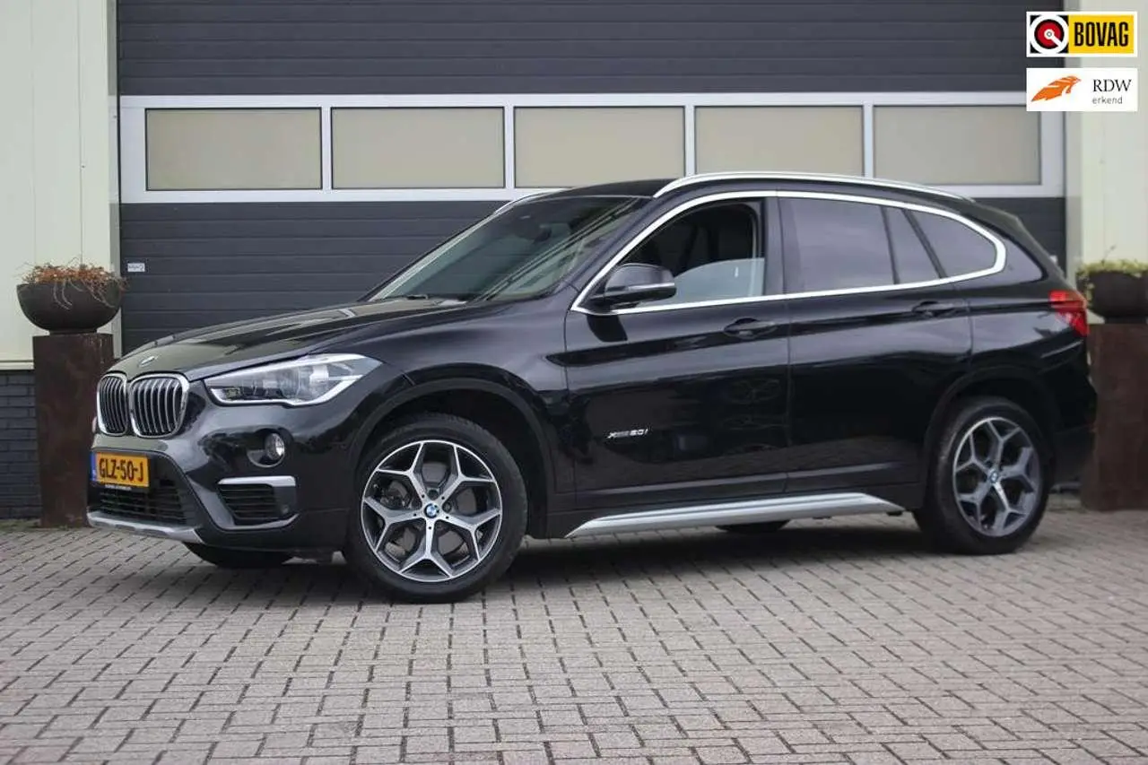 Photo 1 : Bmw X1 2017 Petrol