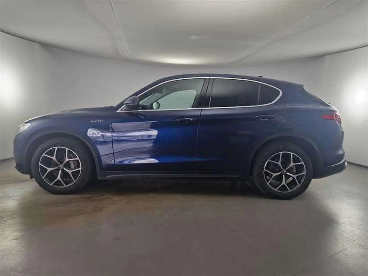 Photo 1 : Alfa Romeo Stelvio 2021 Diesel