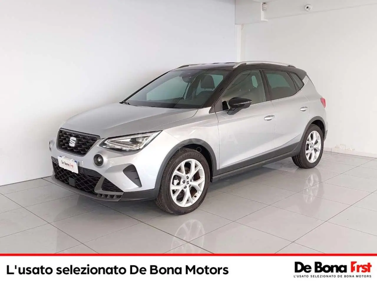 Photo 1 : Seat Arona 2023 Petrol