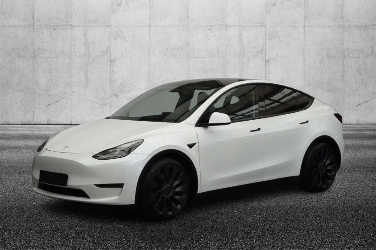 Photo 1 : Tesla Model Y 2022 Electric