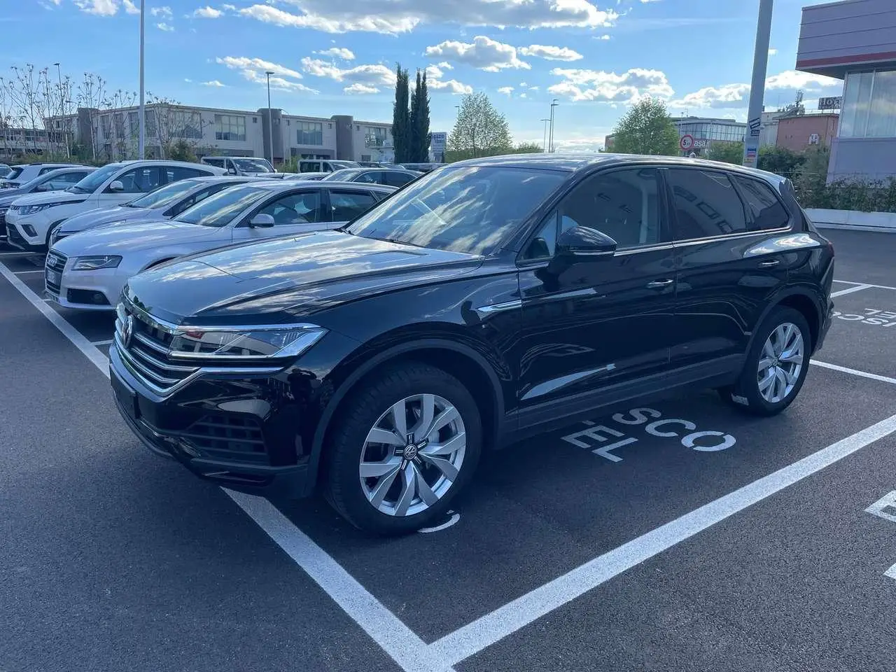 Photo 1 : Volkswagen Touareg 2019 Diesel