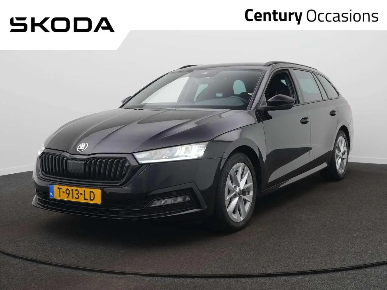 Photo 1 : Skoda Octavia 2023 Petrol