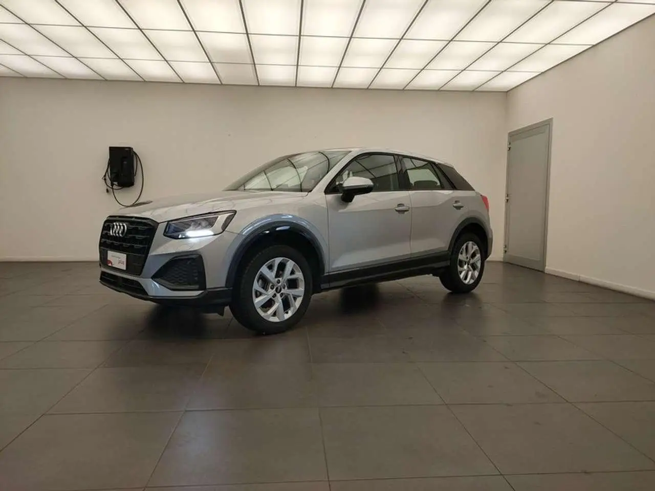 Photo 1 : Audi Q2 2023 Diesel