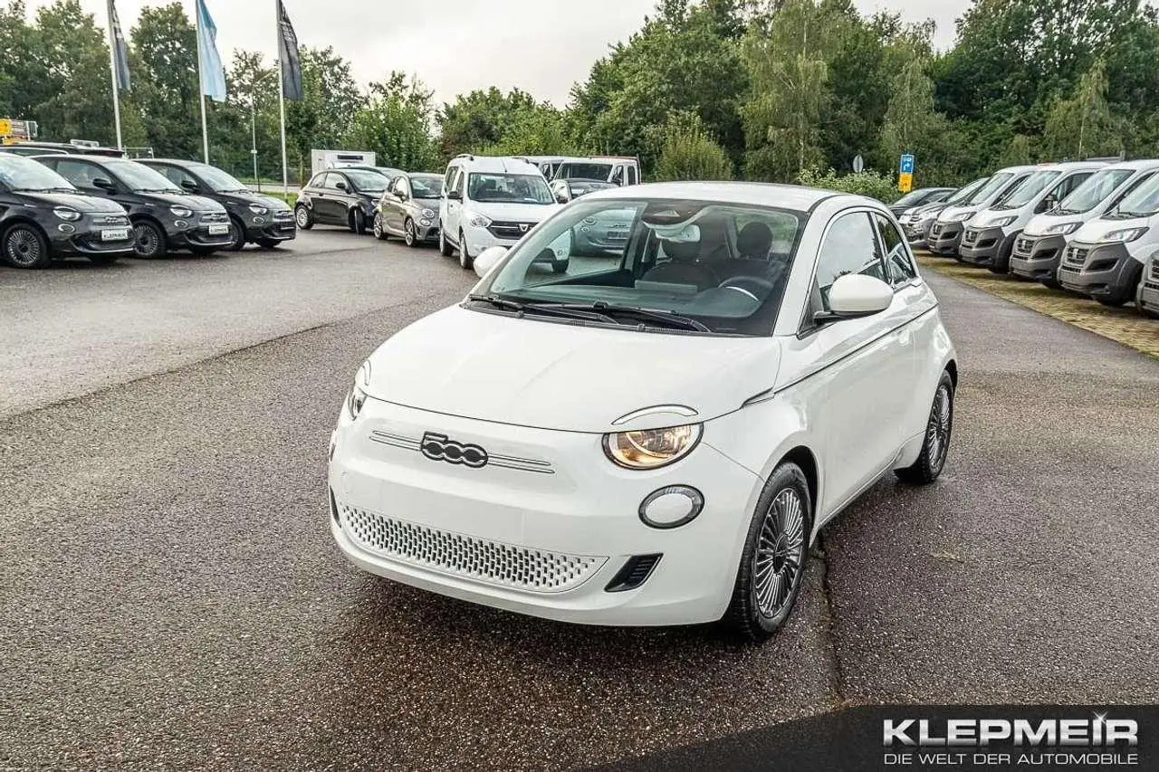 Photo 1 : Fiat 500 2024 Electric